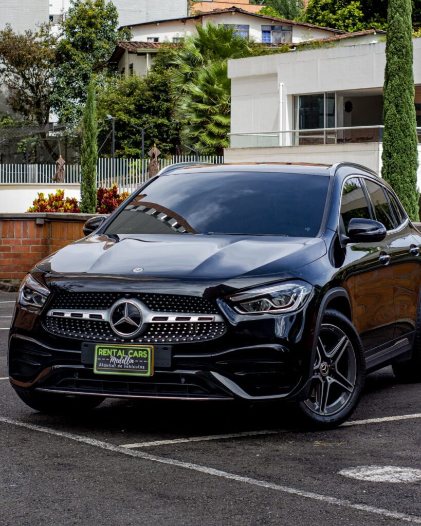 Renta de Mercedes Benz GLA 200